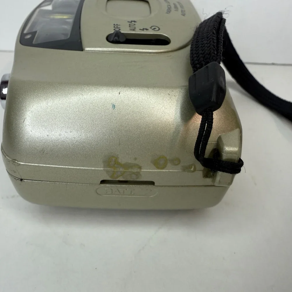 Yashica EZ View‎ AF 35mm Film Camera Kyocera 30mm Lens Champagne Gold